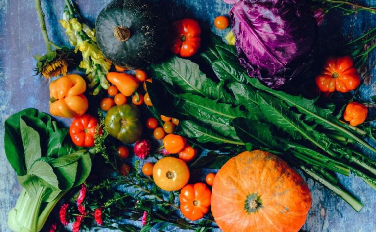 A Day at the Market in an Italian Town: Bolsena Savoring the Dolce Far Niente